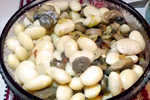 Салат из фасоли и грибов